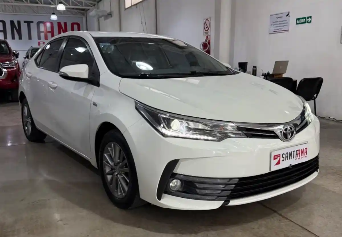 Toyota Corolla  2017 - foto 2