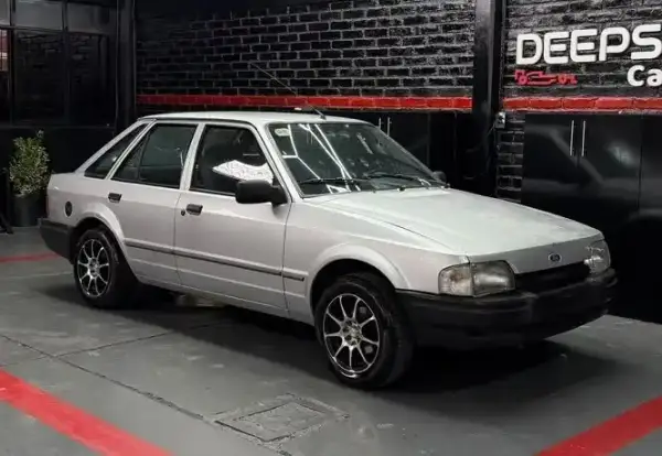 Ford Escort  1994 - foto 1