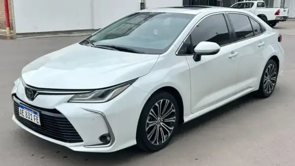 Toyota Corolla  2021 - foto 1