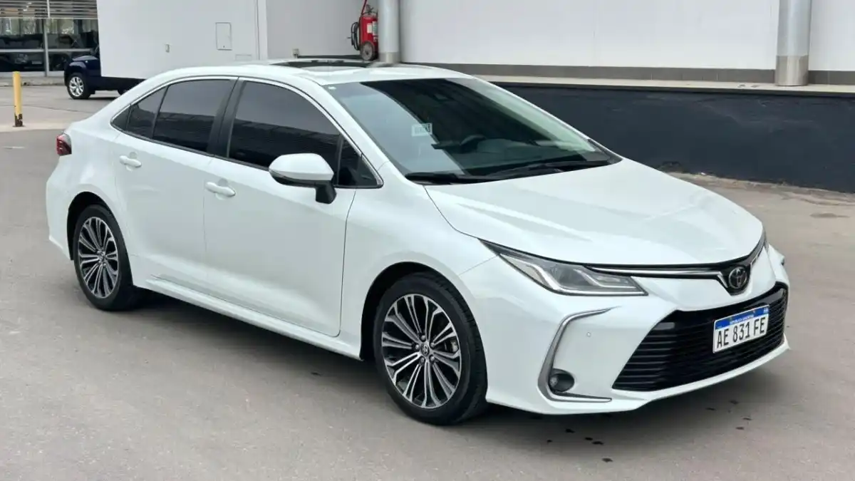 Toyota Corolla  2021 - foto 2