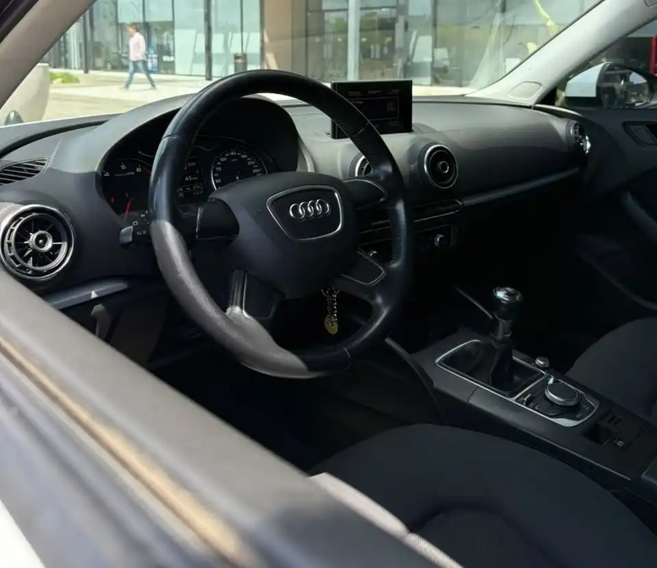 Audi A3  2015 - foto 4