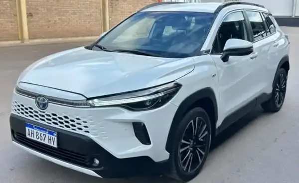 Toyota Corolla Cross  2025 - foto 1