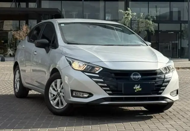 Nissan Versa  2023 - foto 2