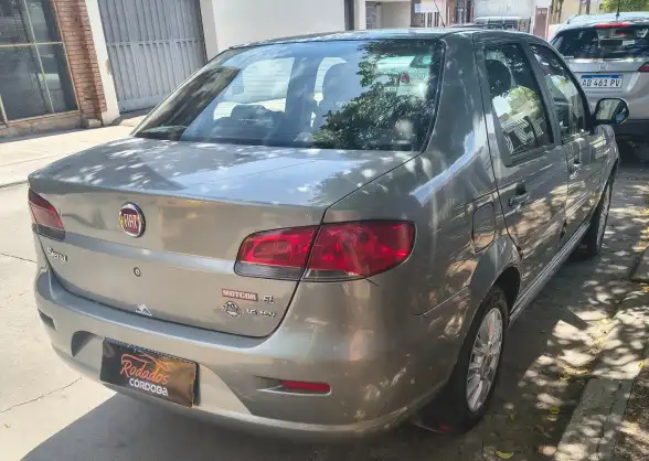 Fiat Siena  2017 - foto 4