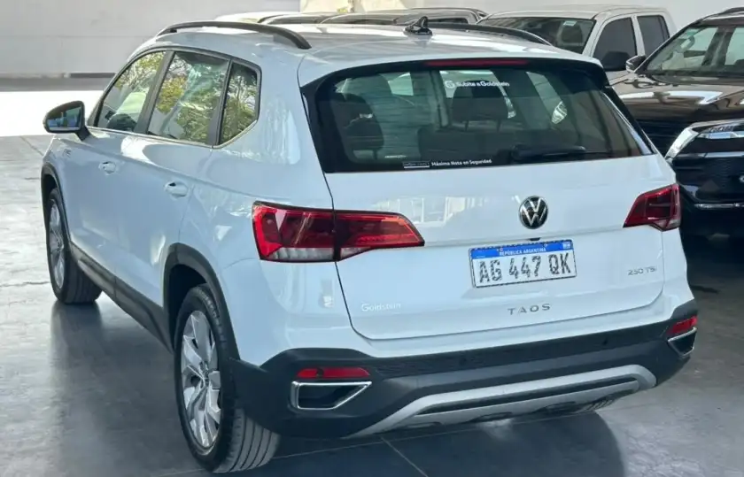 Volkswagen Taos  2024 - foto 4