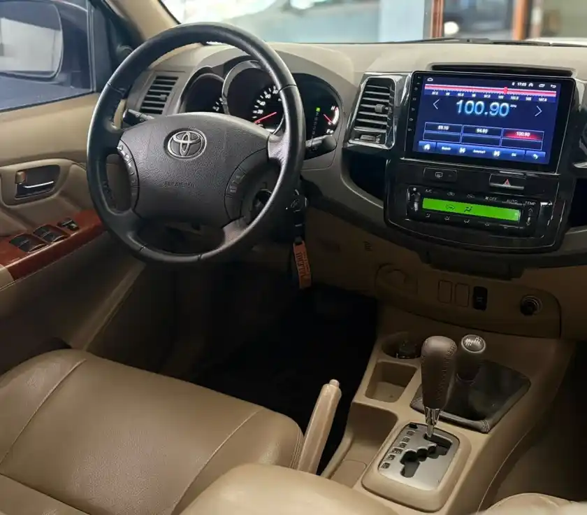 Toyota Hilux Sw4  2010 - foto 4