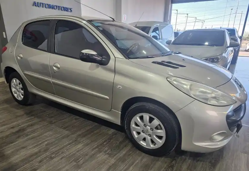 Peugeot 207  2009 - foto 3