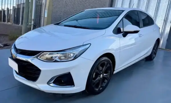 Chevrolet Cruze  2022 - foto 1