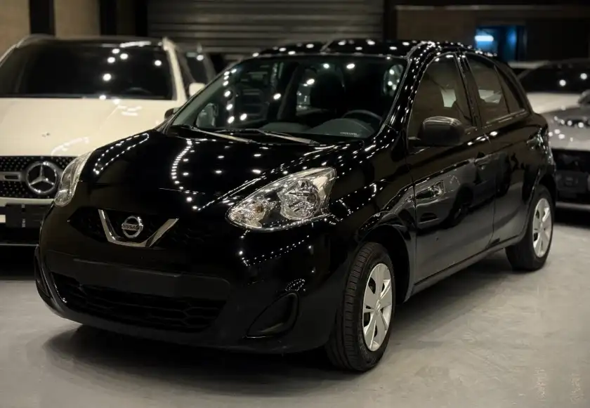 Nissan March  2018 - foto 1