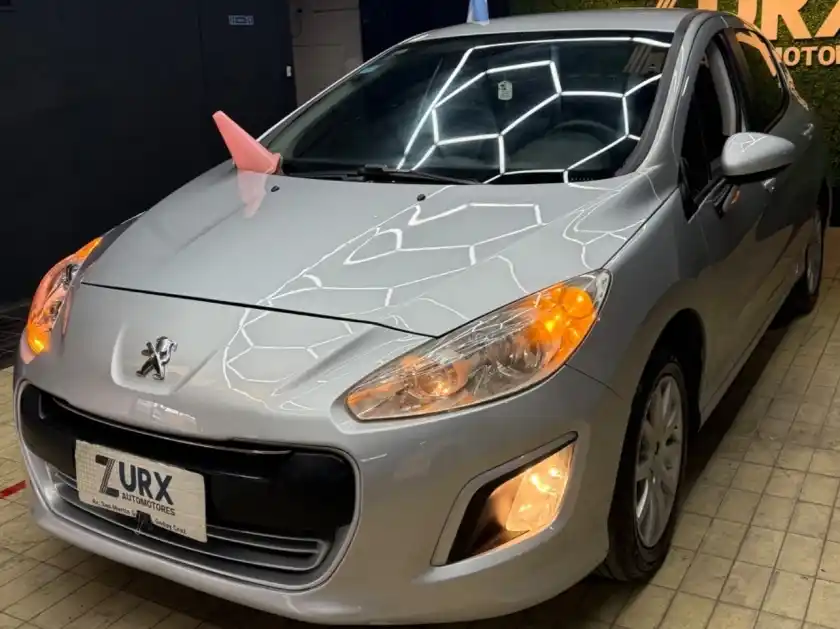 Peugeot 308  2013 - foto 1