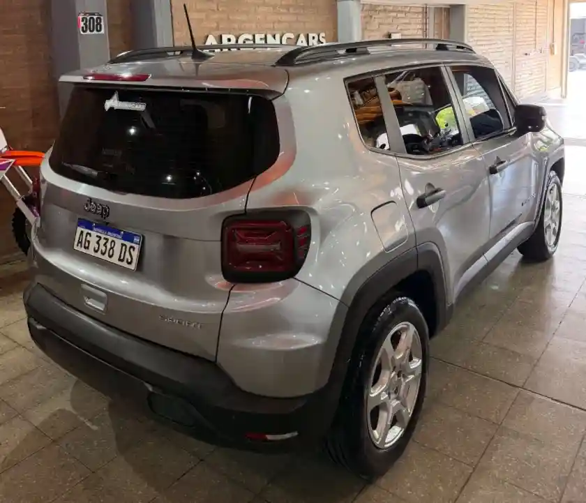 Jeep Renegade  2024 - foto 4