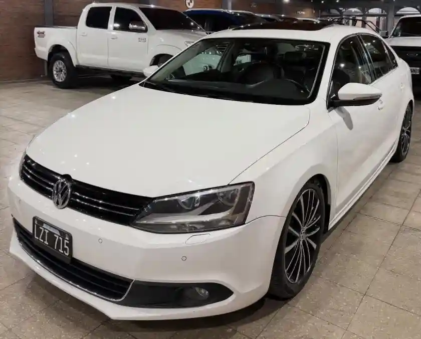 Volkswagen Vento  2013 - foto 1