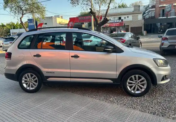 Volkswagen Suran  2018 - foto 3