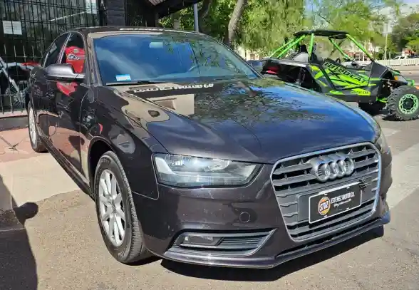 Audi A4  2013 - foto 2