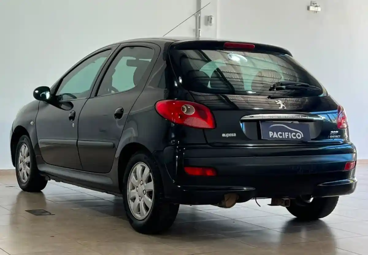 Peugeot 207  2010 - foto 5