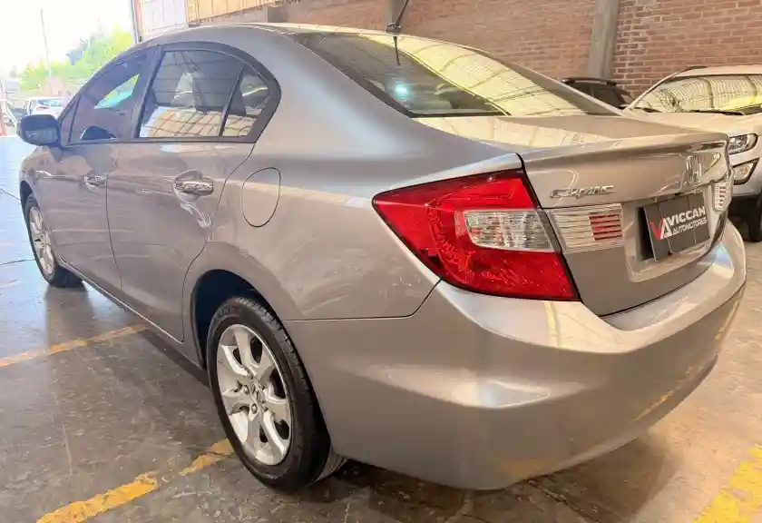 Honda Civic  2014 - foto 2