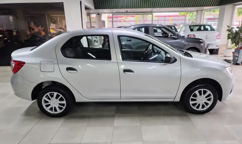 Renault Logan  2025 - foto 3