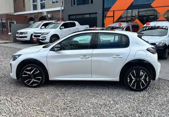 Peugeot 208  2024 - foto 4