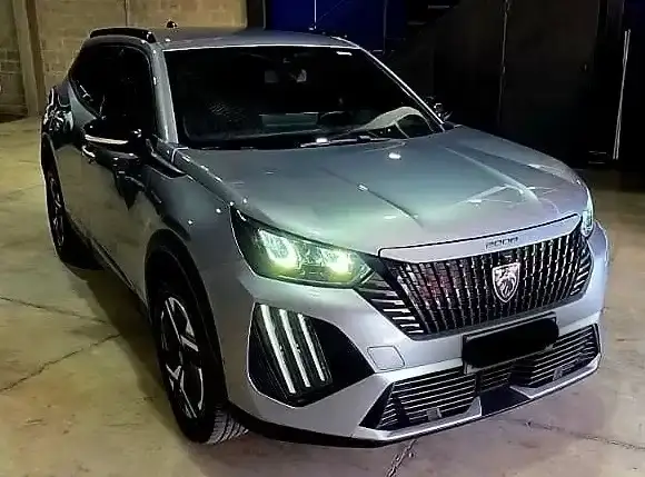 Peugeot 2008  2025 - foto 1