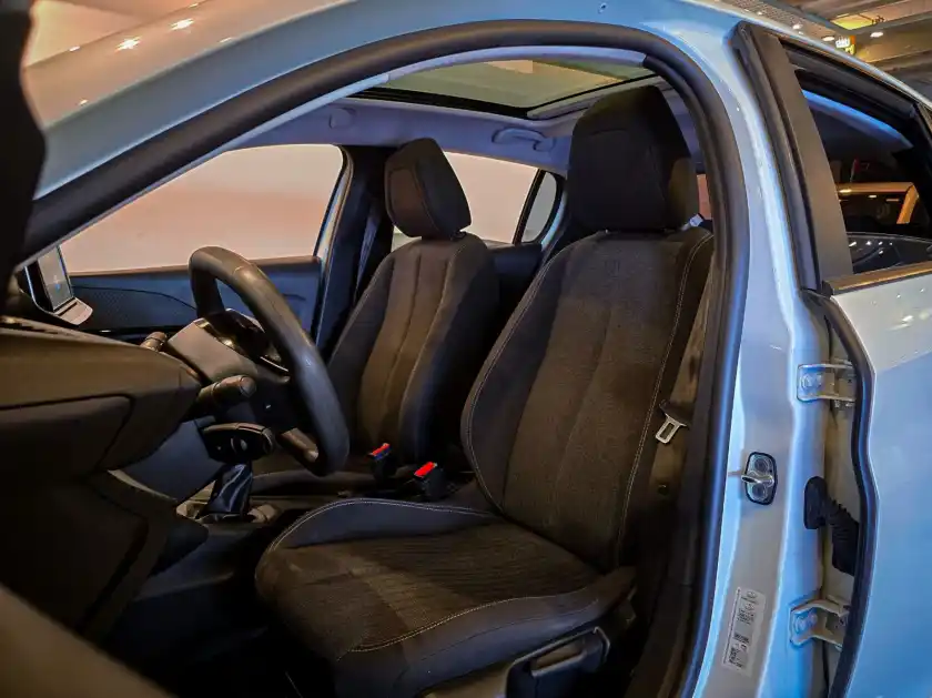 Peugeot 208  2023 - foto 5