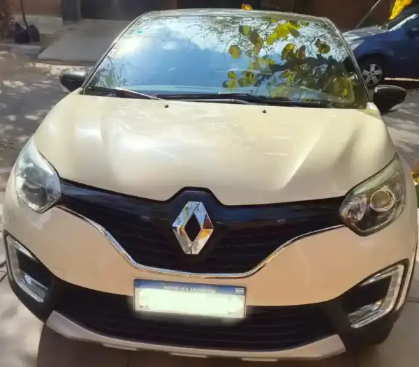 Renault Captur 2018 - foto 1