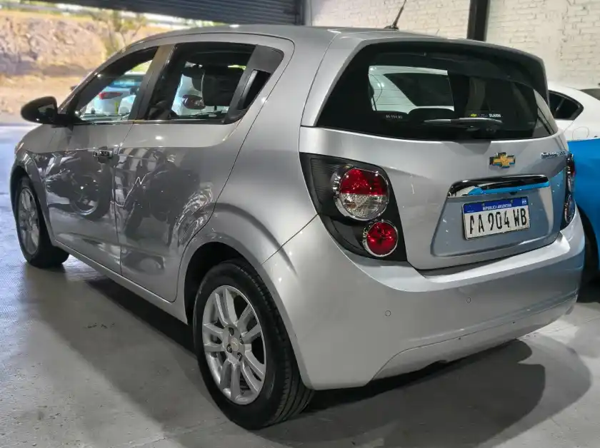 Chevrolet Sonic  2017 - foto 2