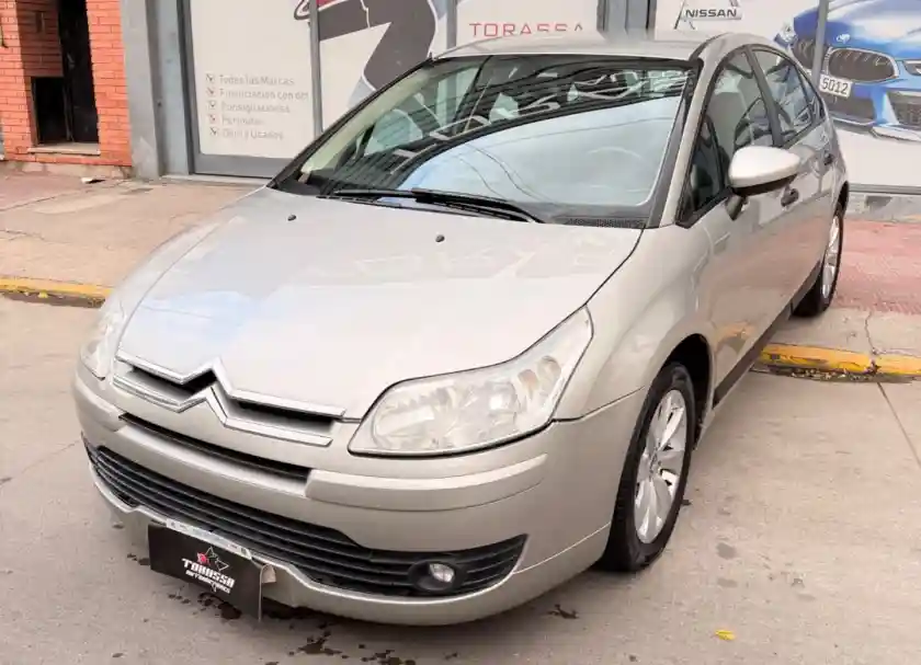 Citroën C4  2012 - foto 1