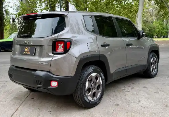 Jeep Renegade  2017 - foto 4