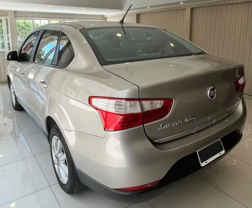 Fiat Grand Siena  2013 - foto 2
