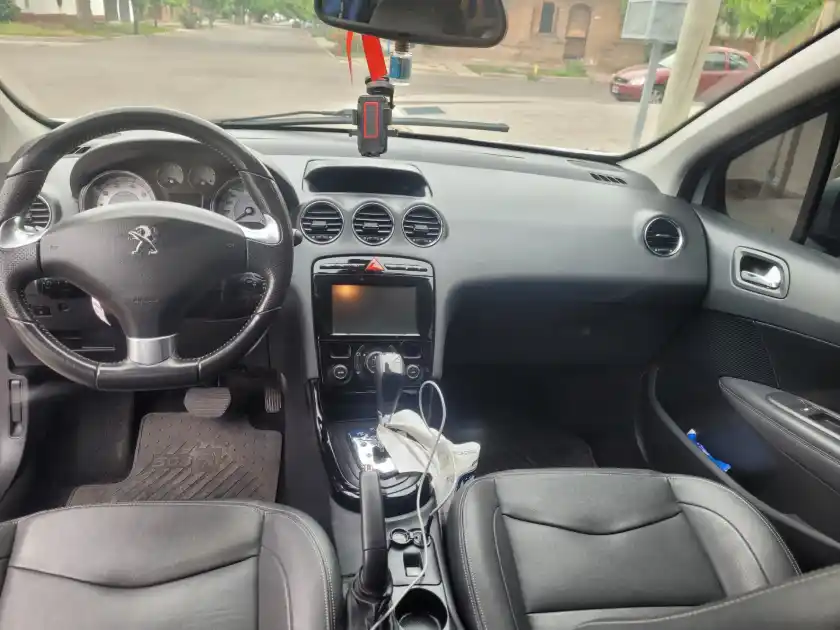 Peugeot 308  2019 - foto 4