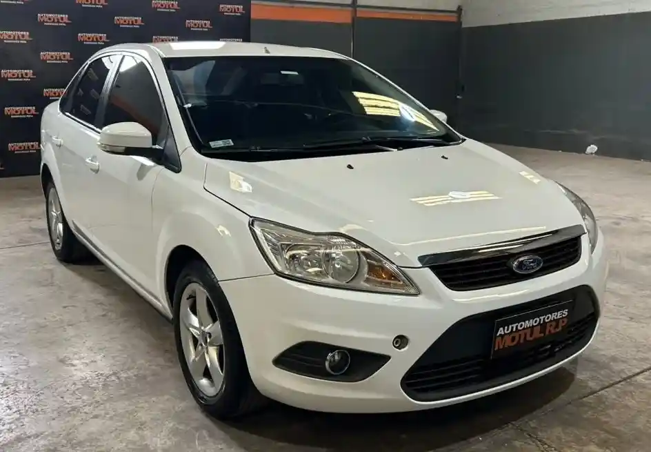 Ford Focus  2012 - foto 3