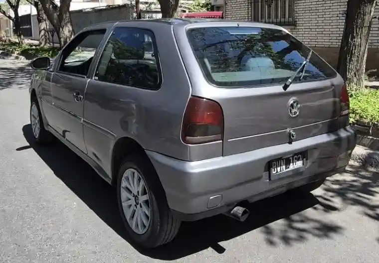 Volkswagen Gol  1998 - foto 4