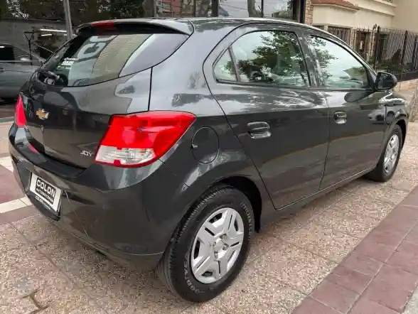 Chevrolet Onix  2017 - foto 3