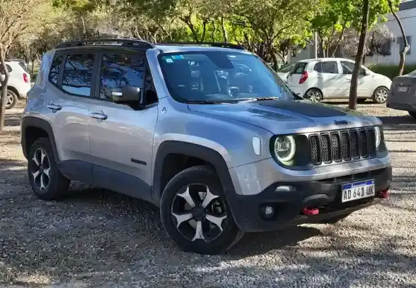 Jeep Renegade 2019 - foto 1