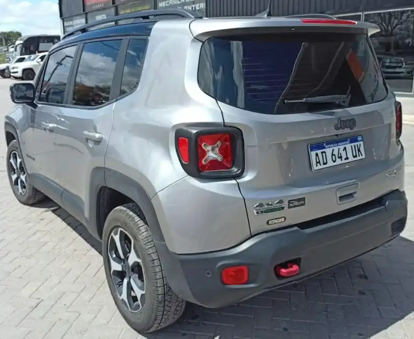 Jeep Renegade  2019 - foto 2