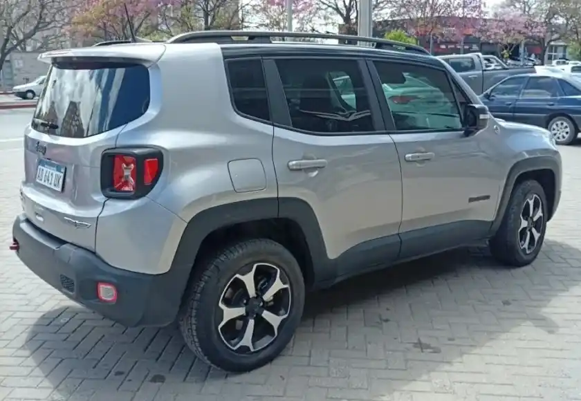 Jeep Renegade  2019 - foto 3