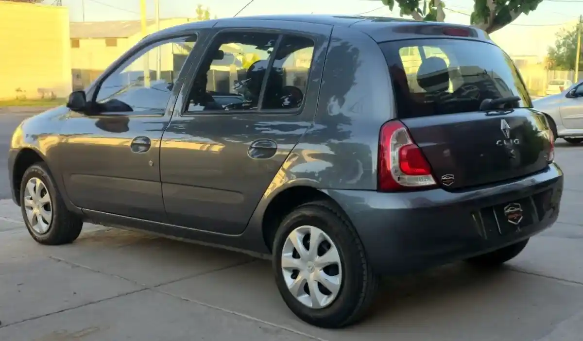 Renault Clio  2016 - foto 3