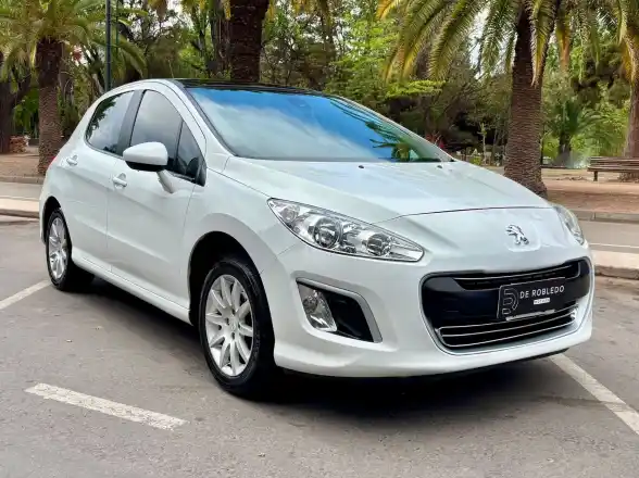 Peugeot 308  2012 - foto 2