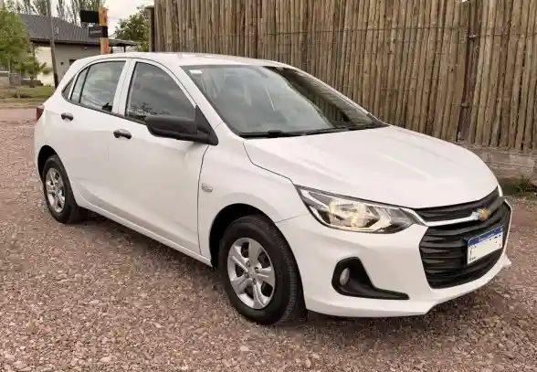 Chevrolet Onix  2022 - foto 3