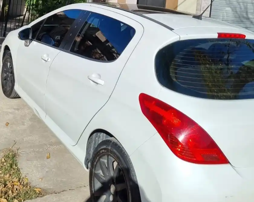 Peugeot 308  2014 - foto 3