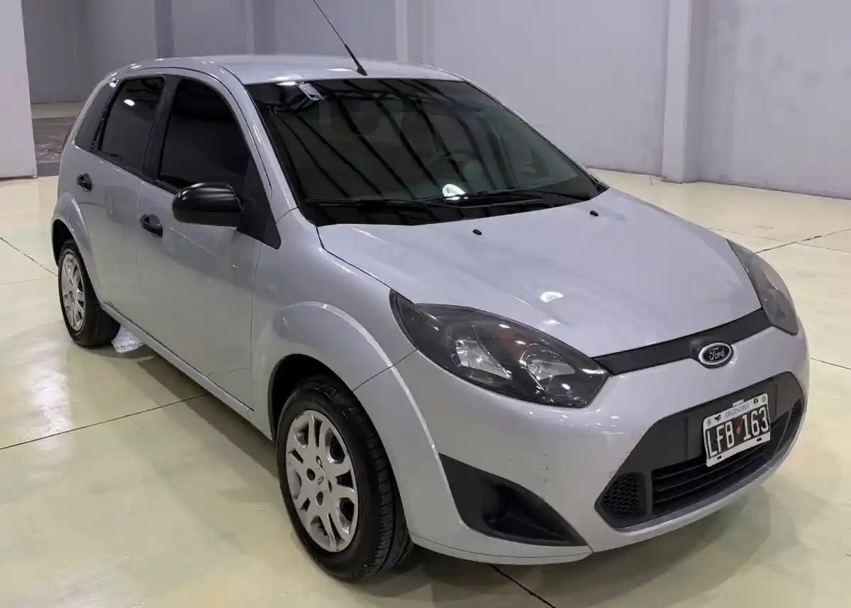 Ford Fiesta  2012 - foto 2