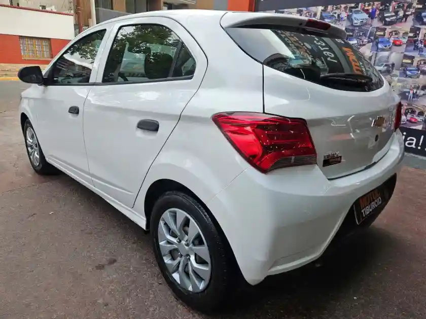 Chevrolet Onix  2018 - foto 3