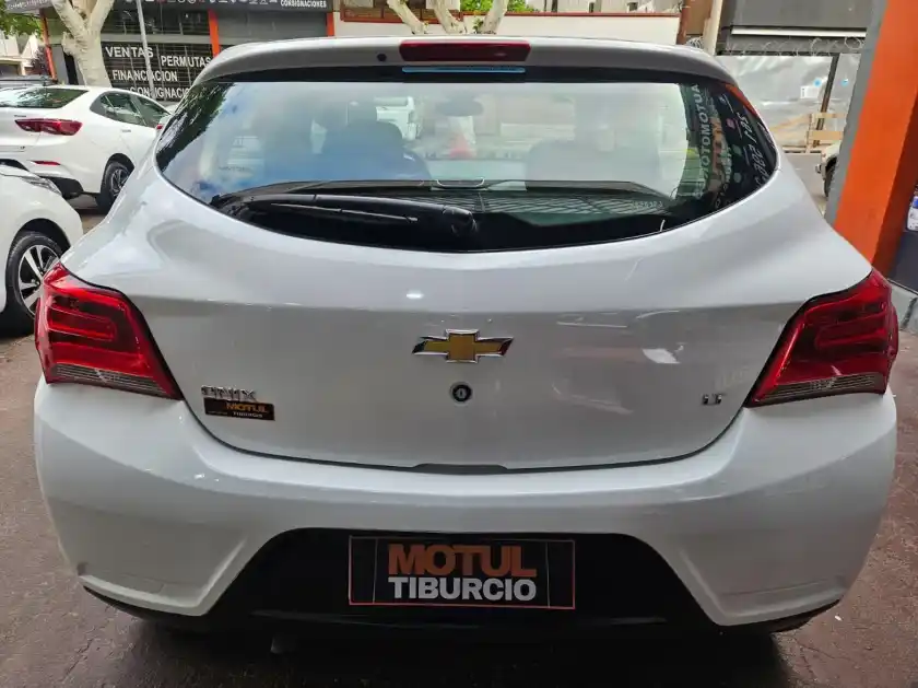 Chevrolet Onix  2018 - foto 4