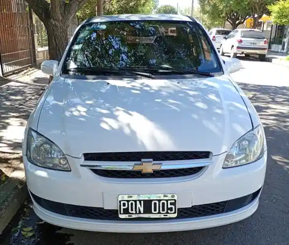 Chevrolet Classic  2016 - foto 1