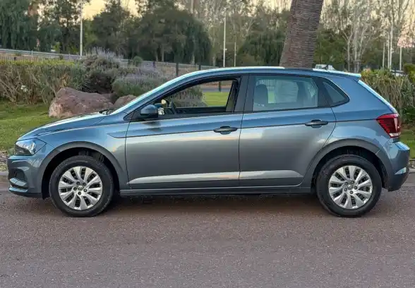 Volkswagen Polo  2022 - foto 2