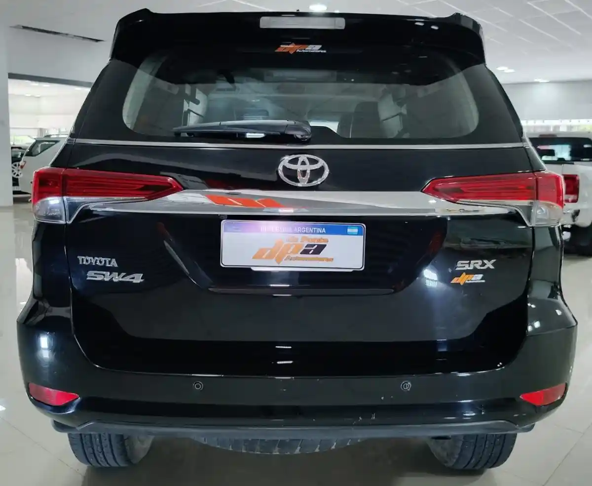 Toyota Hilux Sw4  2016 - foto 4