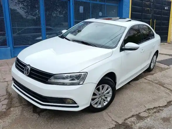 Volkswagen Vento 2015 - foto 1