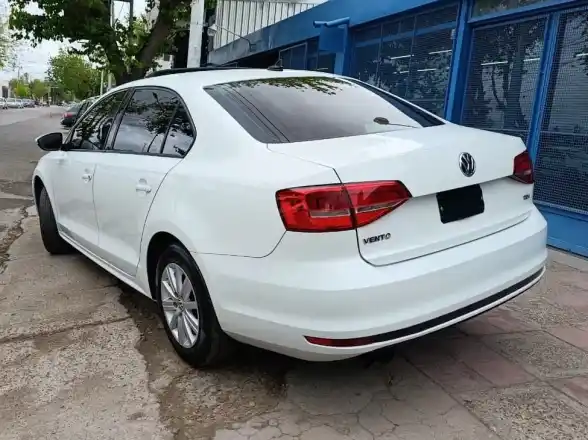 Volkswagen Vento  2015 - foto 3