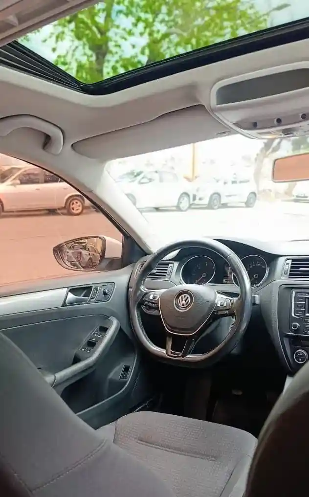 Volkswagen Vento  2015 - foto 5