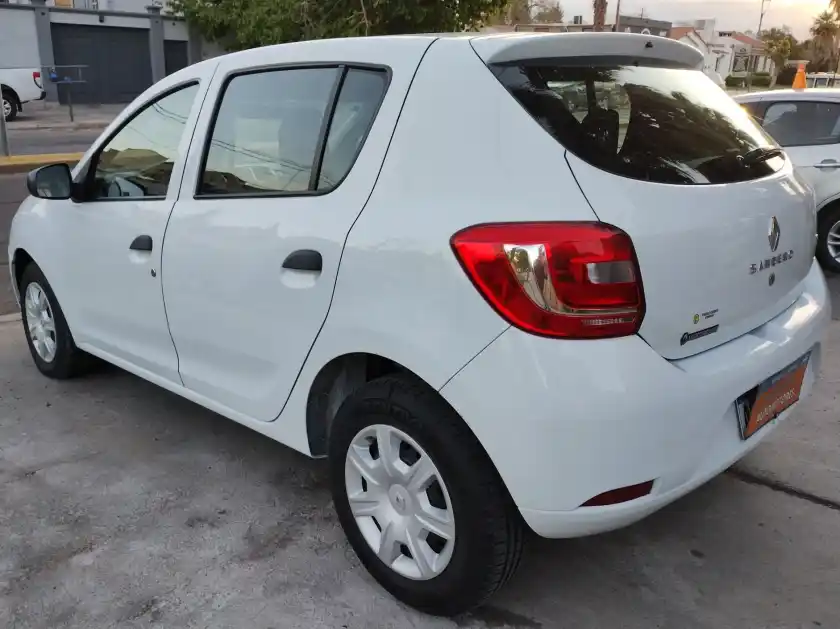 Renault Sandero  2017 - foto 3